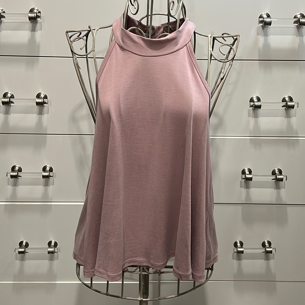 Alta cropped tank, size S